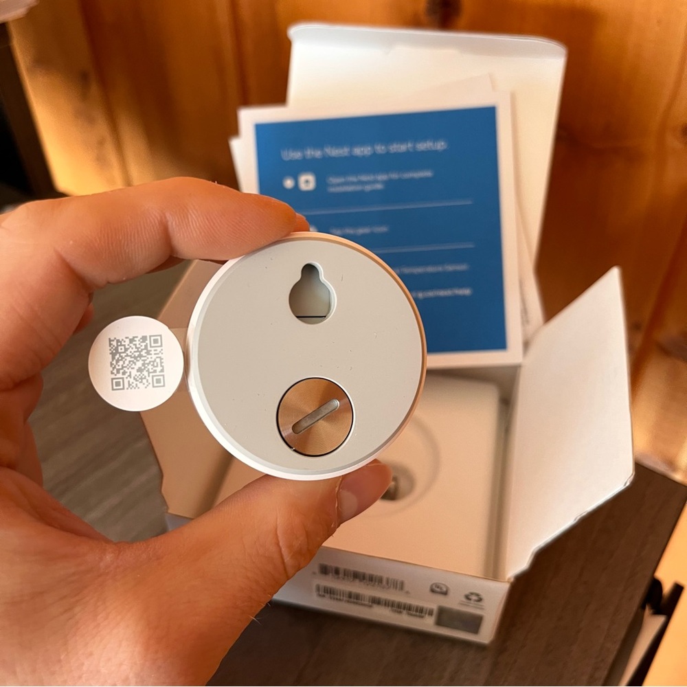NIB Google Nest Temperature Sensor - Picture 5 of 6